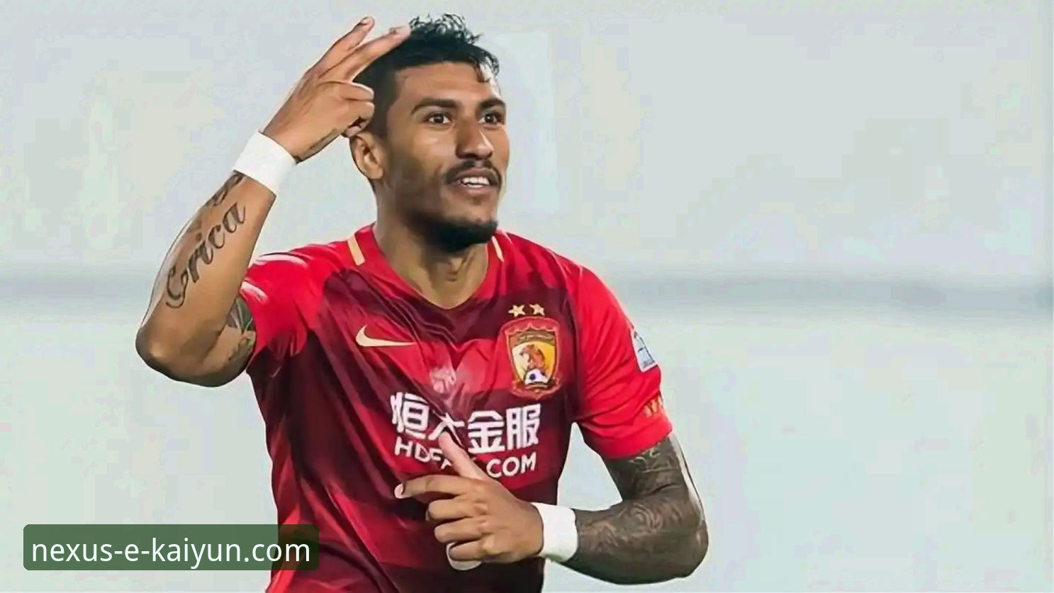 从辉煌到审判：一场关于“金元足球”与商业帝国的深度评测